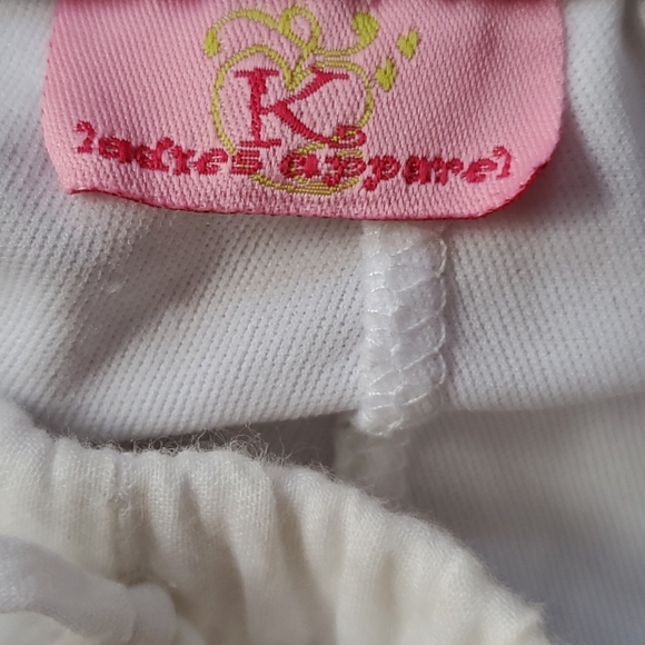 Womens capri pants white emblem on bottom - Picture 5 of 5